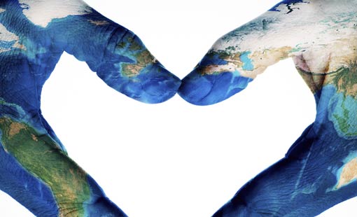 تحديات العنف للحرية والإبداع